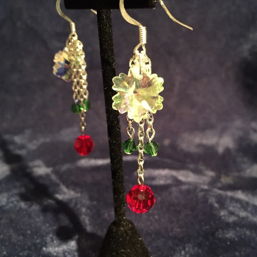 Christmas Snowflake Earrings - Picture 4 of 4